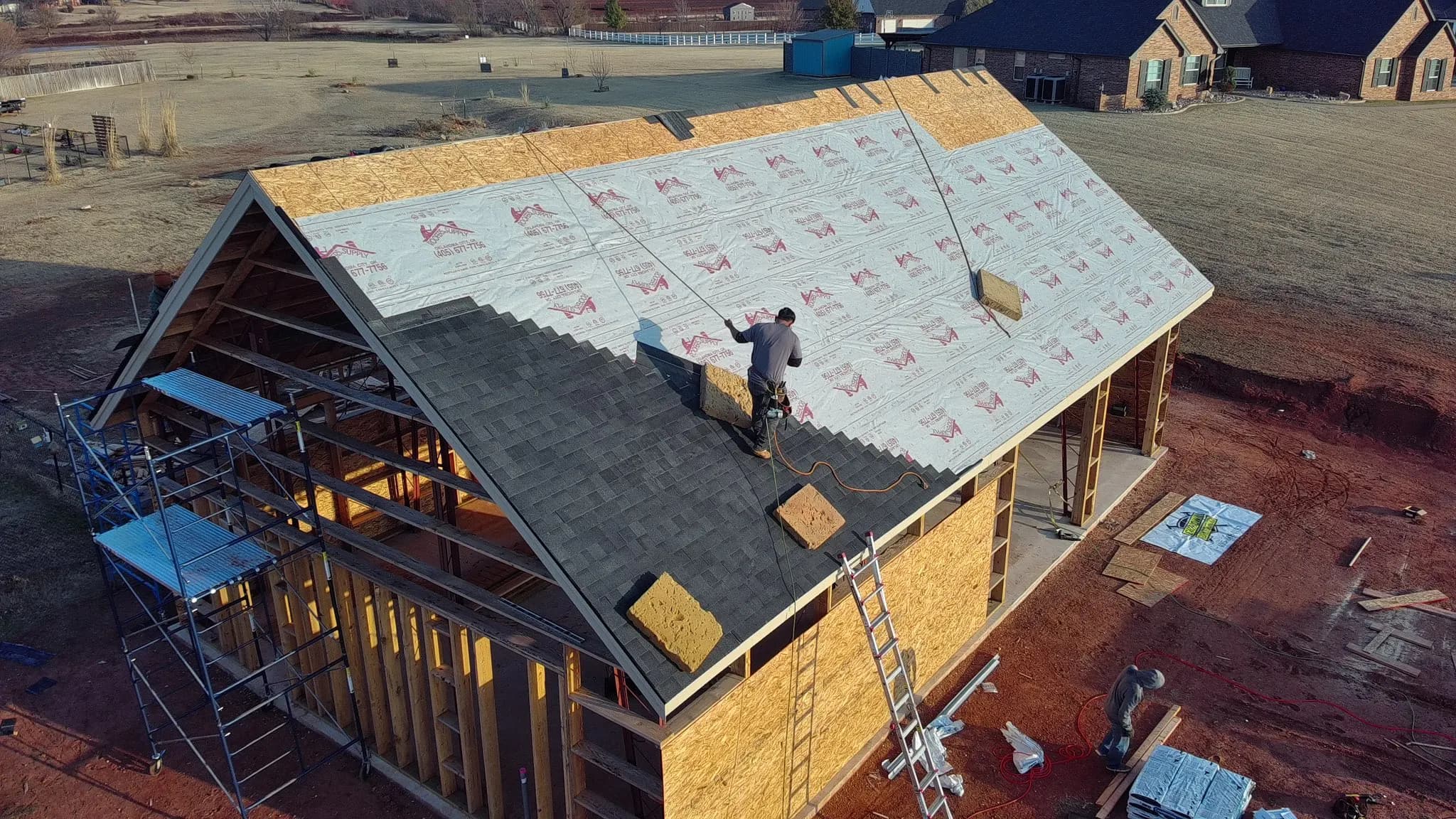 Chazown Roofing & Construction business background image